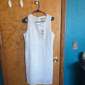 Charlie Paige White Sleeveless Sheath Dress for fun or work!